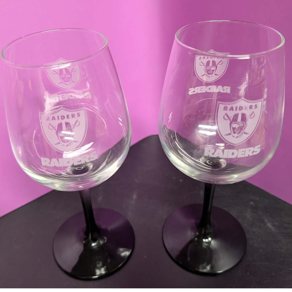 Las Vegas Raiders Wine Glass Set of 2 Black Stem Etched Logo NFL Barware